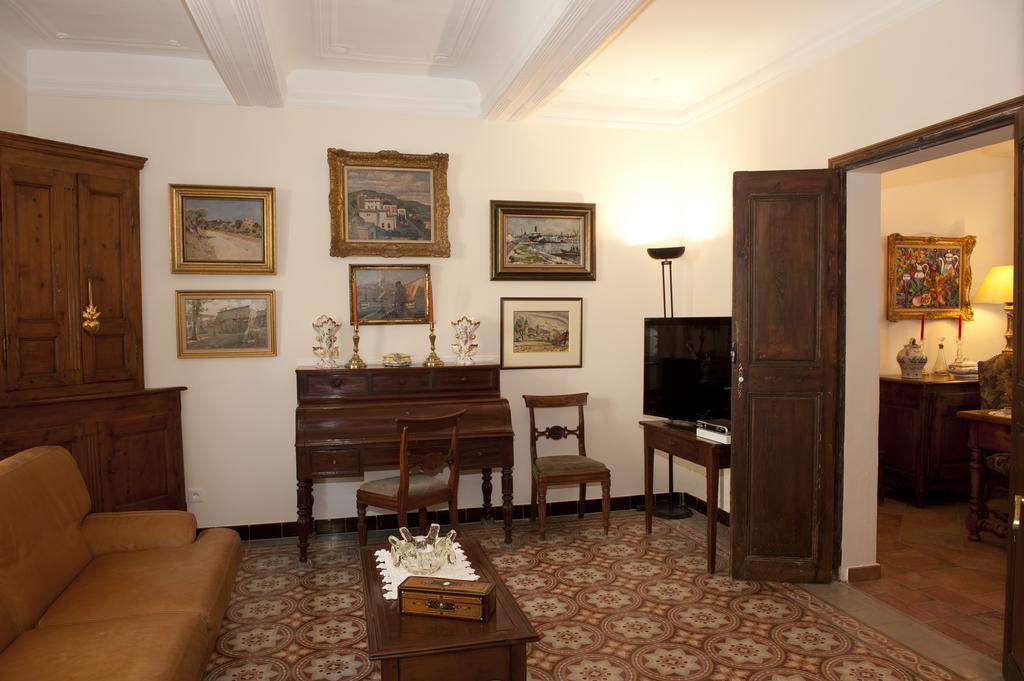 La Maison Du Peintre En Provence Mallemort